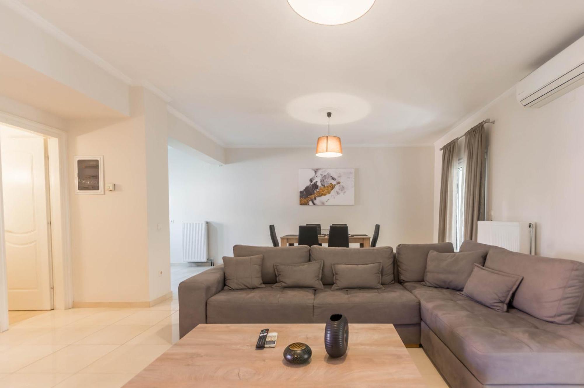 διωροφη μεζονετα-2km απο το κεντρο-iliana House Appartement Alepou