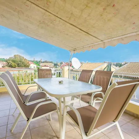 Διωροφη Μεζονετα-2Km Απο Το Κεντρο-Iliana House Apartment Alepou Exterior photo