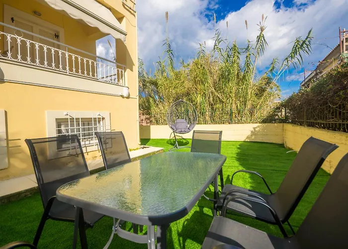 Διωροφη Μεζονετα-2Km Απο Το Κεντρο-Iliana House