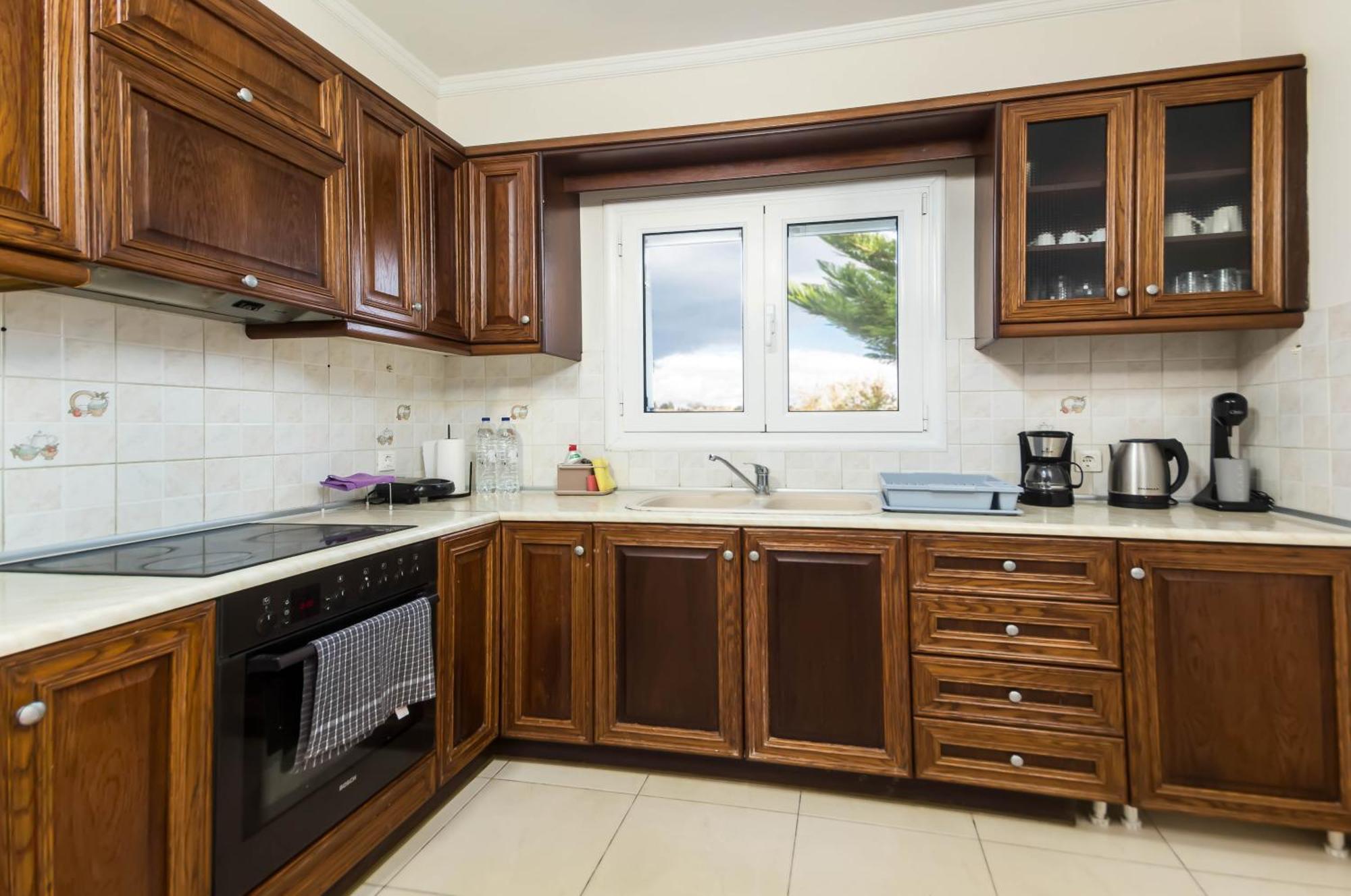 διωροφη μεζονετα-2km απο το κεντρο-iliana House