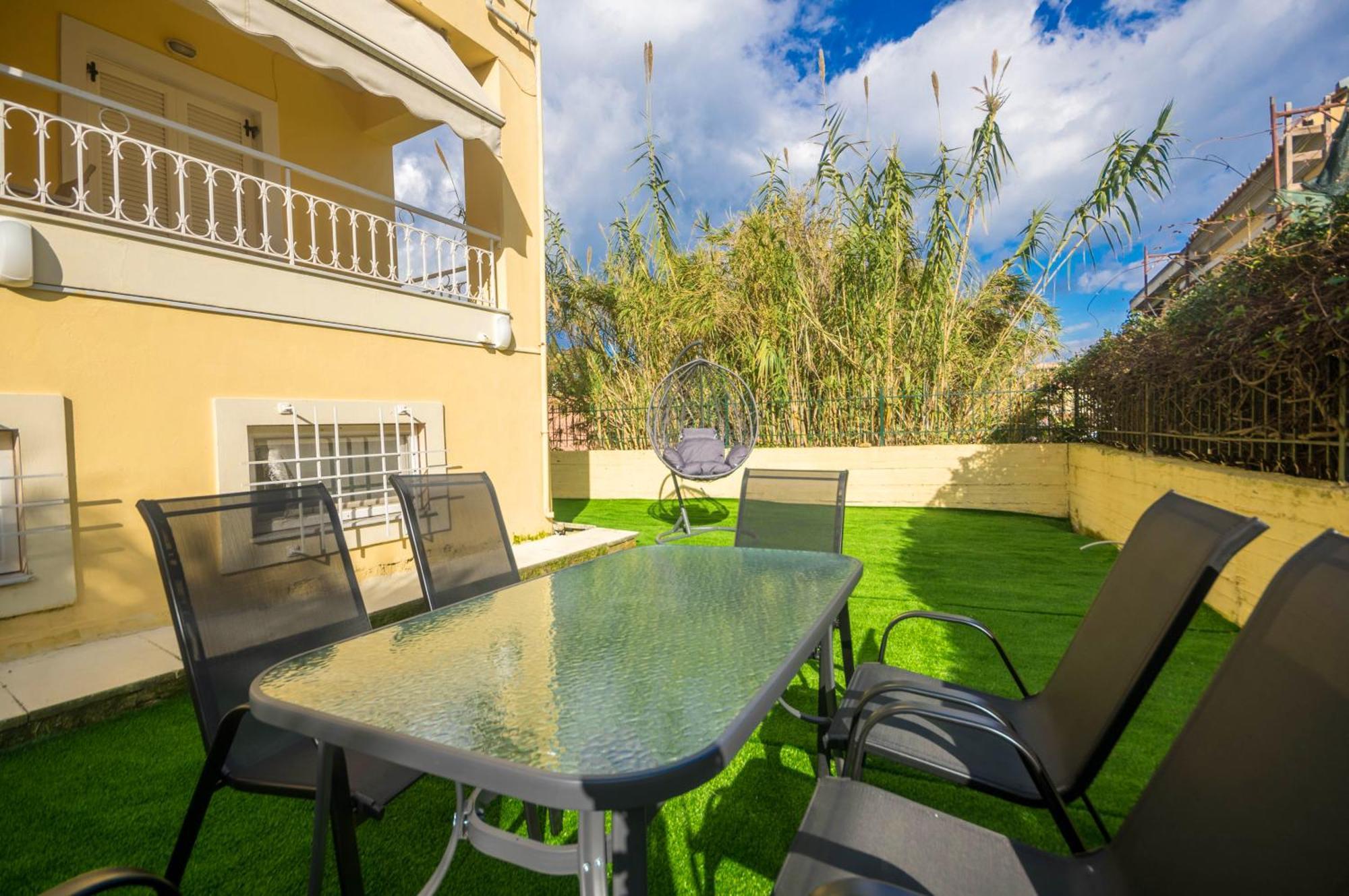 Apartamento διωροφη μεζονετα-2km απο το κεντρο-iliana House