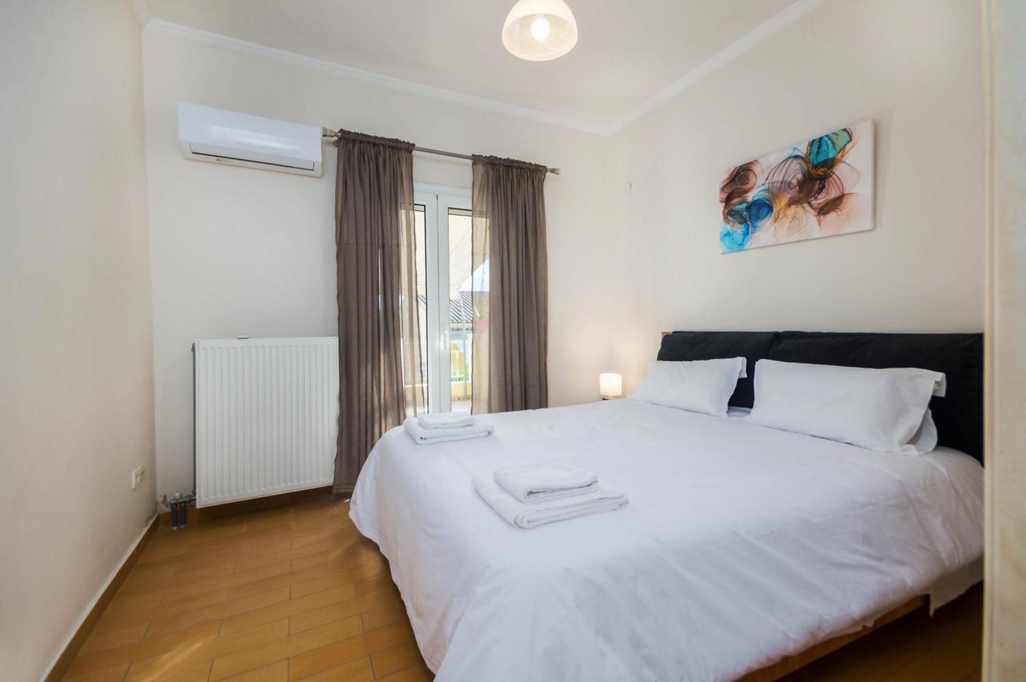 Apartamento διωροφη μεζονετα-2km απο το κεντρο-iliana House *