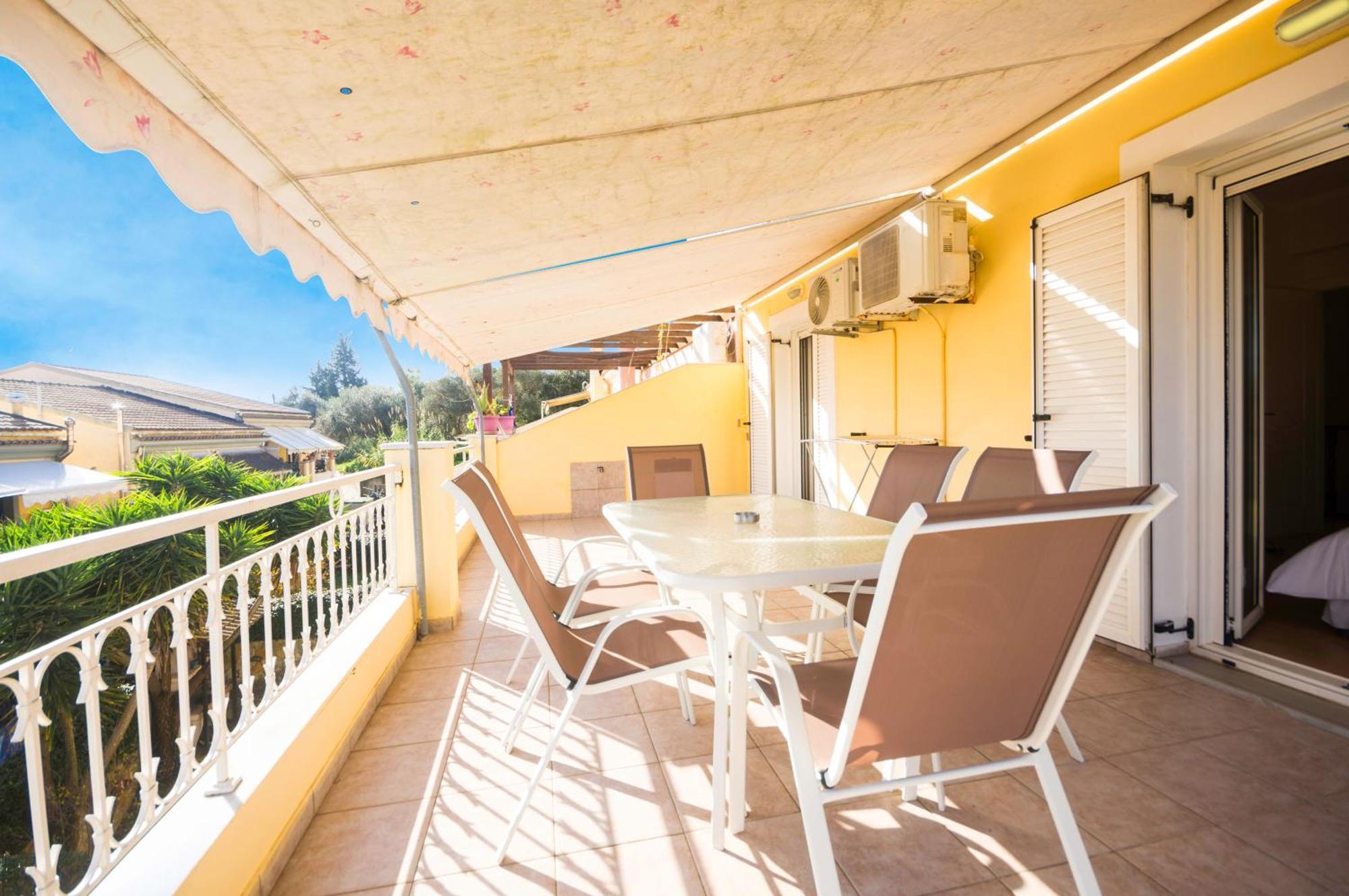 διωροφη μεζονετα-2km απο το κεντρο-iliana House * Alepou